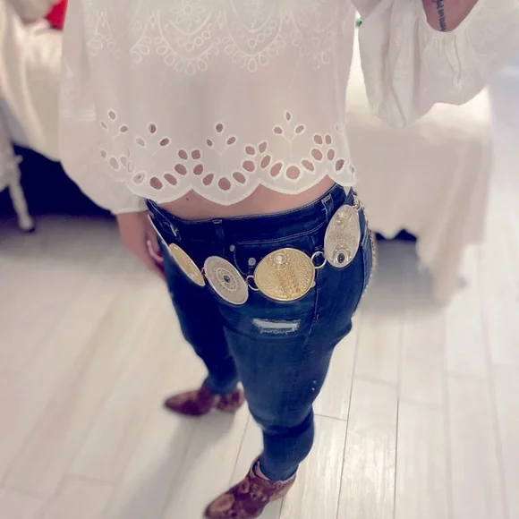 Chico’s Chunky Medallion Adjustable Chain Belt - Picture 3 of 10